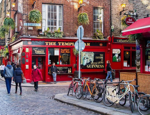 Дъблин - духът на ирландската Коледа - със самолет и обслужване на български език от 613,03 евро